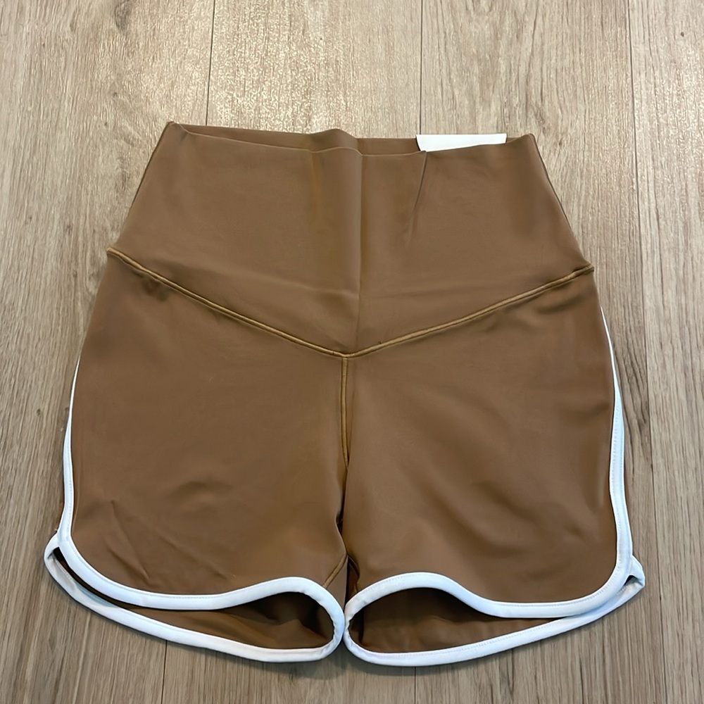 Aerie Brown Women's Shorts with White Trim